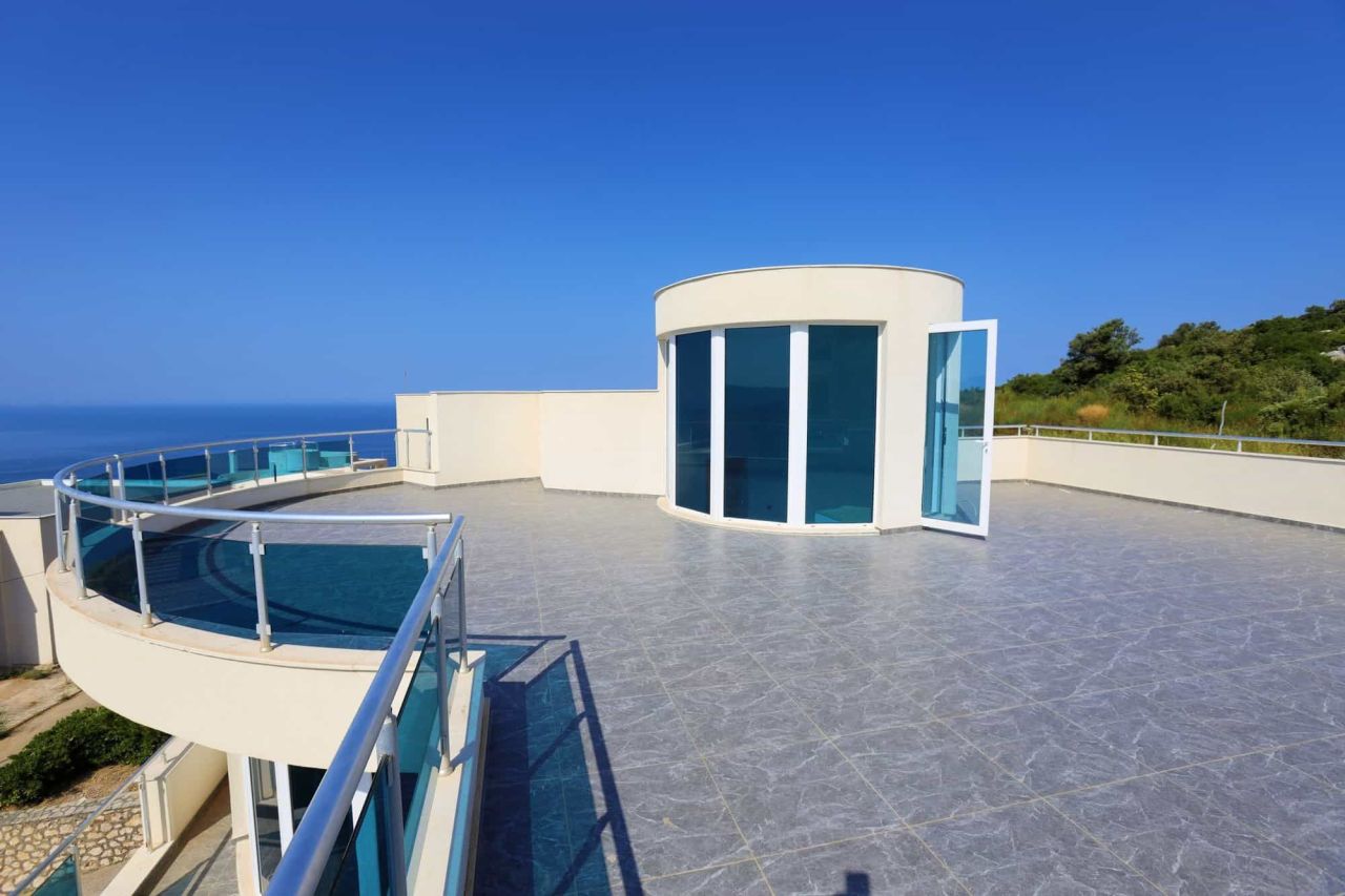 Haus in Bar, Montenegro, 341 m² - Foto 3