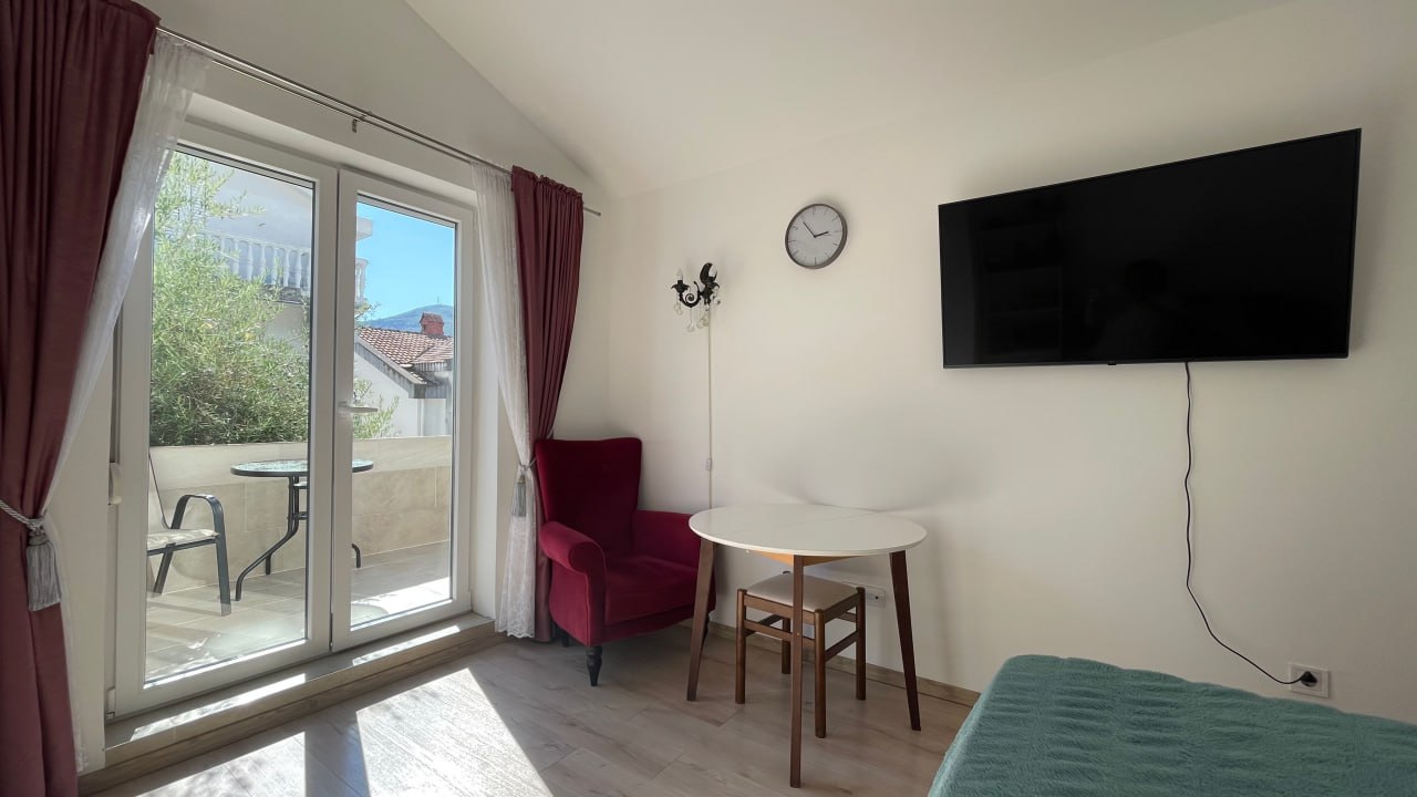 Flat in Budva, Montenegro, 26 m² - picture 1