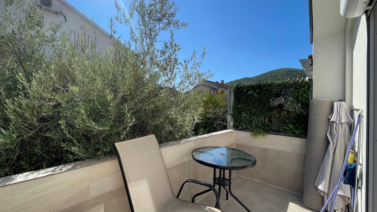 Flat in Budva, Montenegro, 26 m² - picture 10