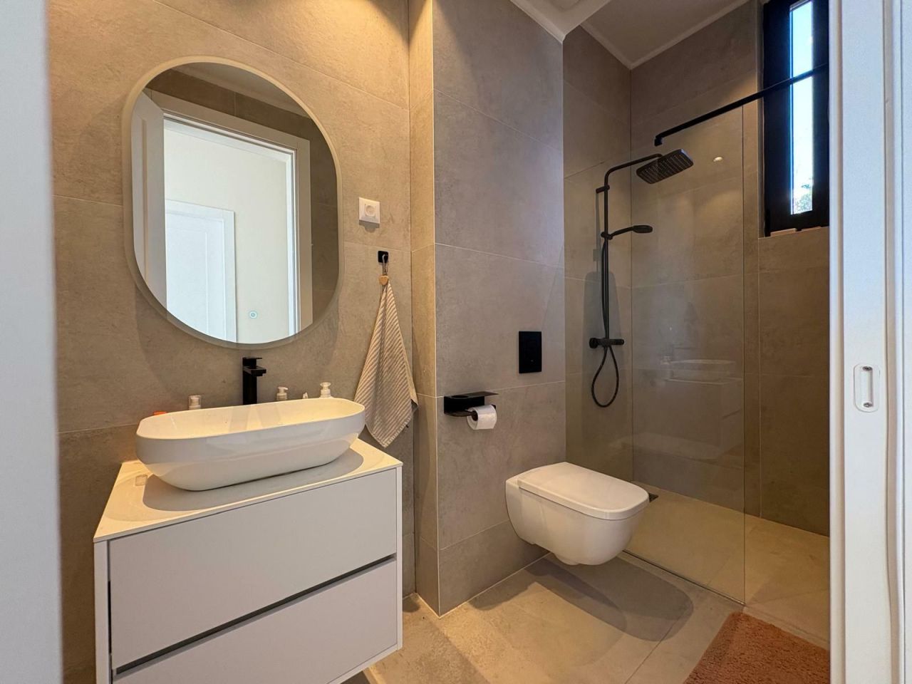 Maison à Herceg-Novi, Monténégro, 165 m² - image 14