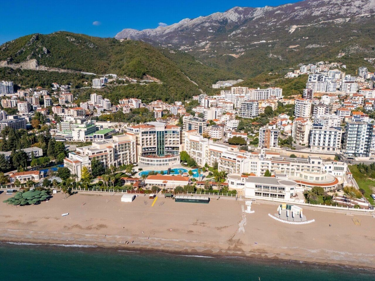 Appartamenti a Becici, Montenegro, 71 m² - foto 1