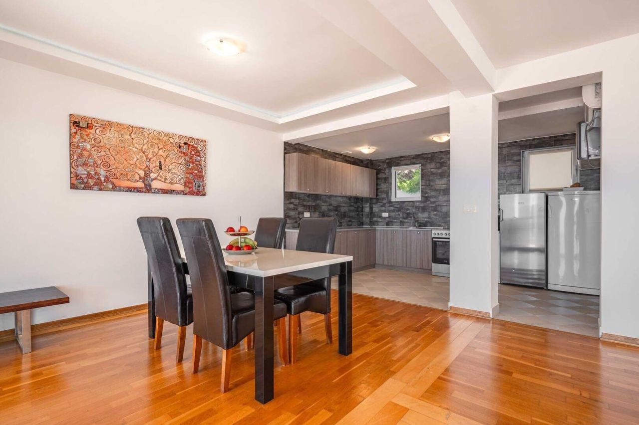 Villa en Krimovica, Montenegro, 380 m² - imagen 8