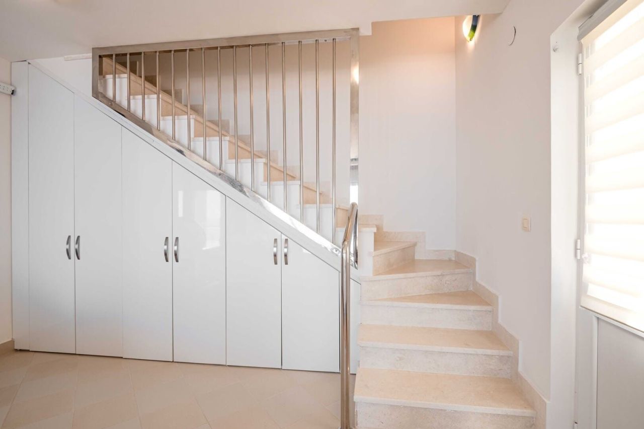 Villa en Krimovica, Montenegro, 380 m² - imagen 10