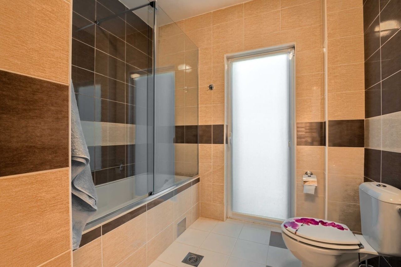 Villa en Krimovica, Montenegro, 380 m² - imagen 13