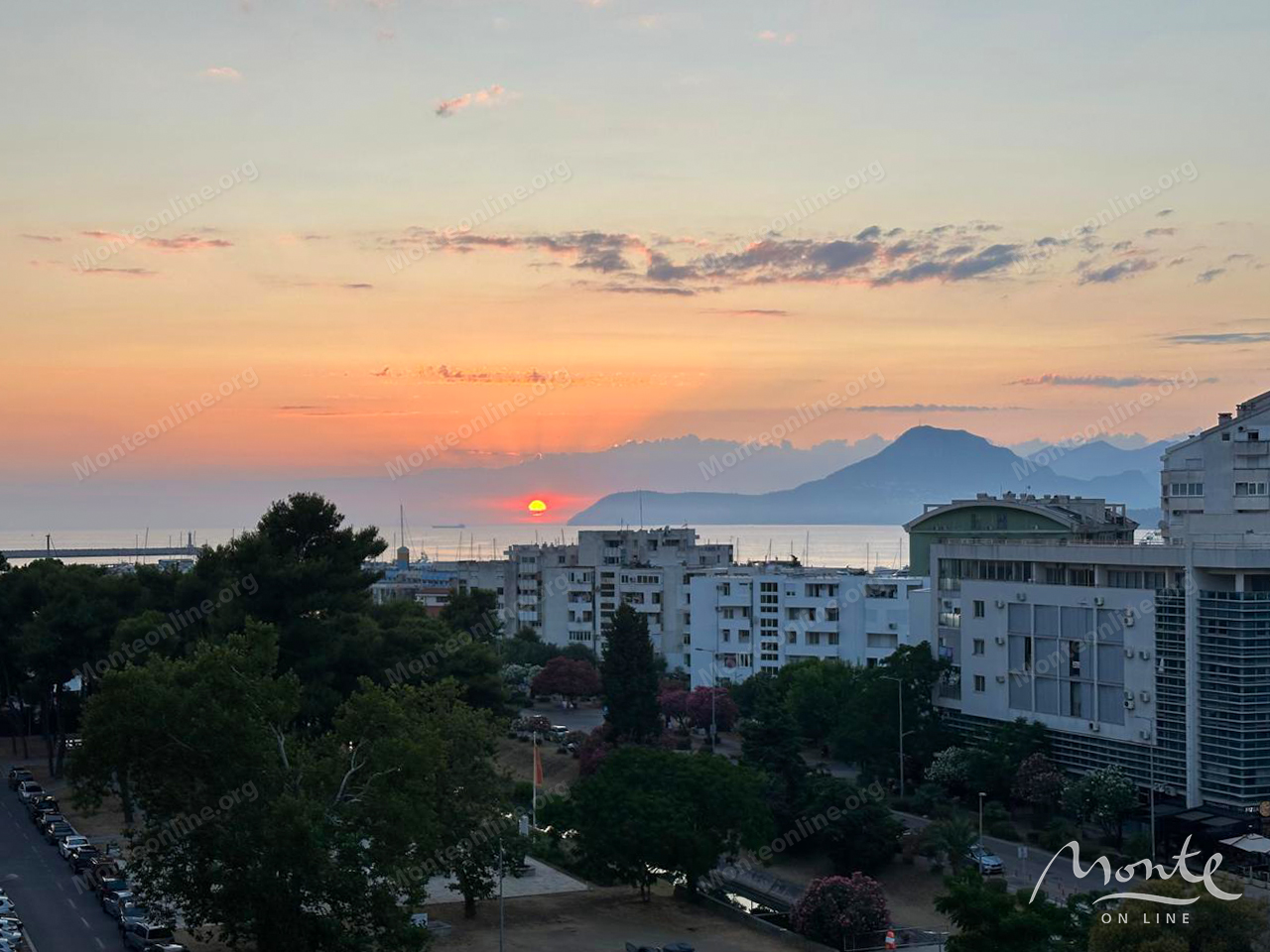 Apartment in Bar, Montenegro, 46 m² - picture 1