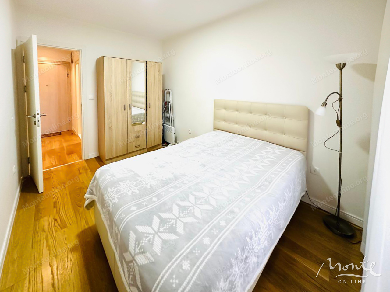 Apartment in Bar, Montenegro, 46 m² - picture 9