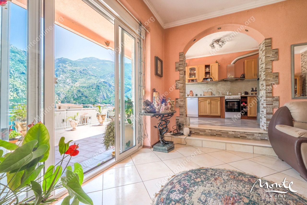 Villa a Muo, Montenegro, 172 m² - foto 9