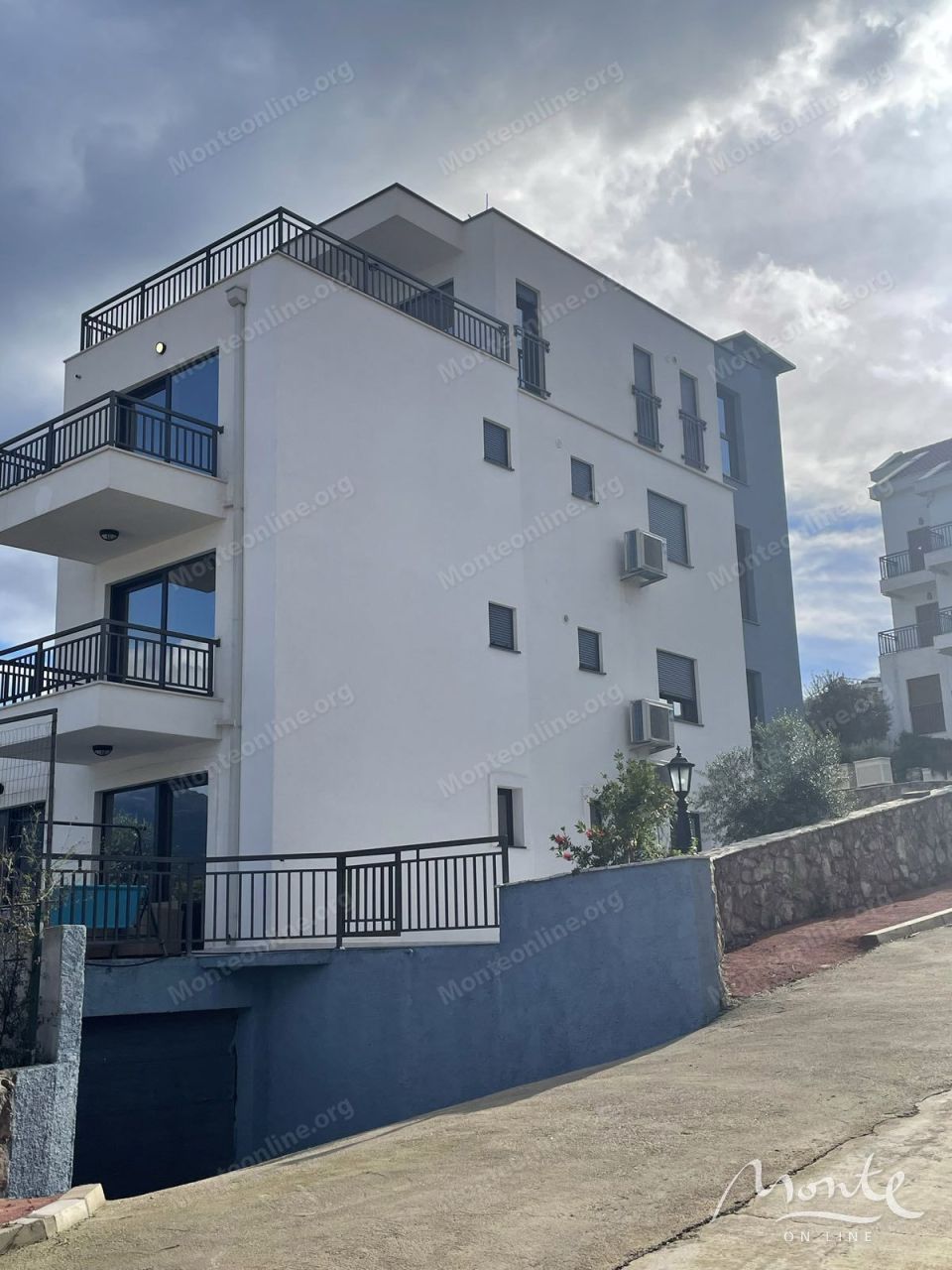 Apartment in Tivat, Montenegro, 47 m² - picture 17