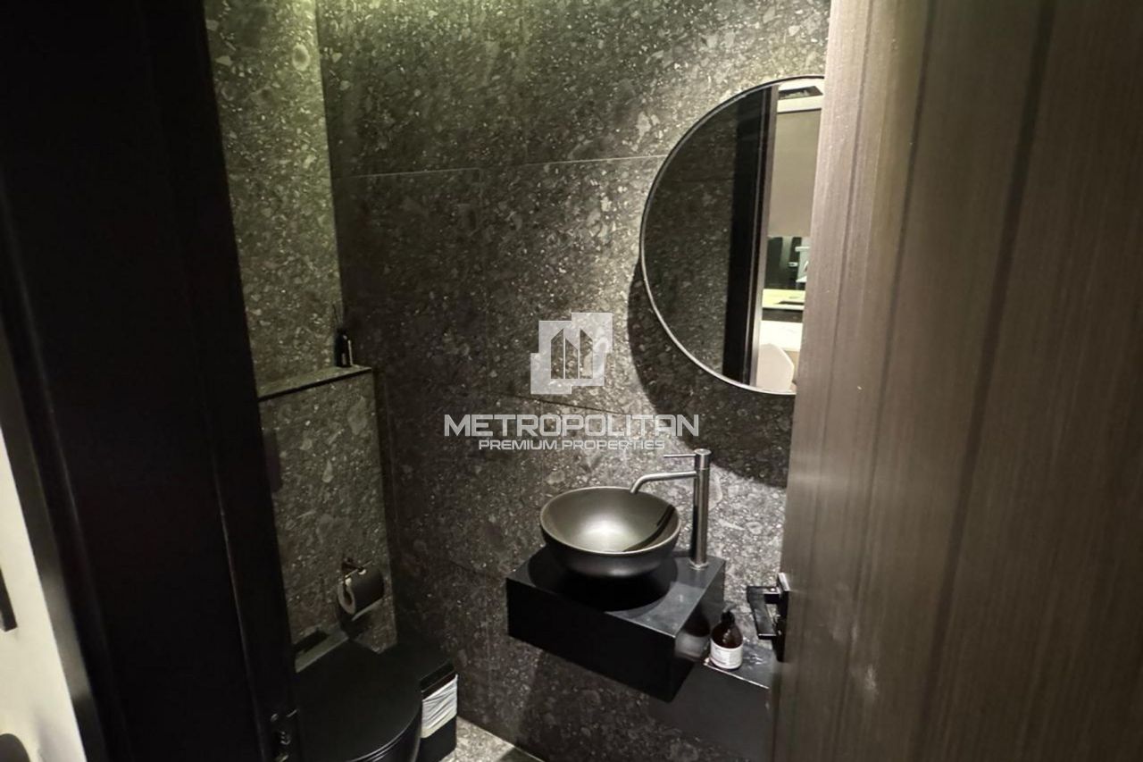 Apartment in Dubai, UAE, 72 m² - picture 8