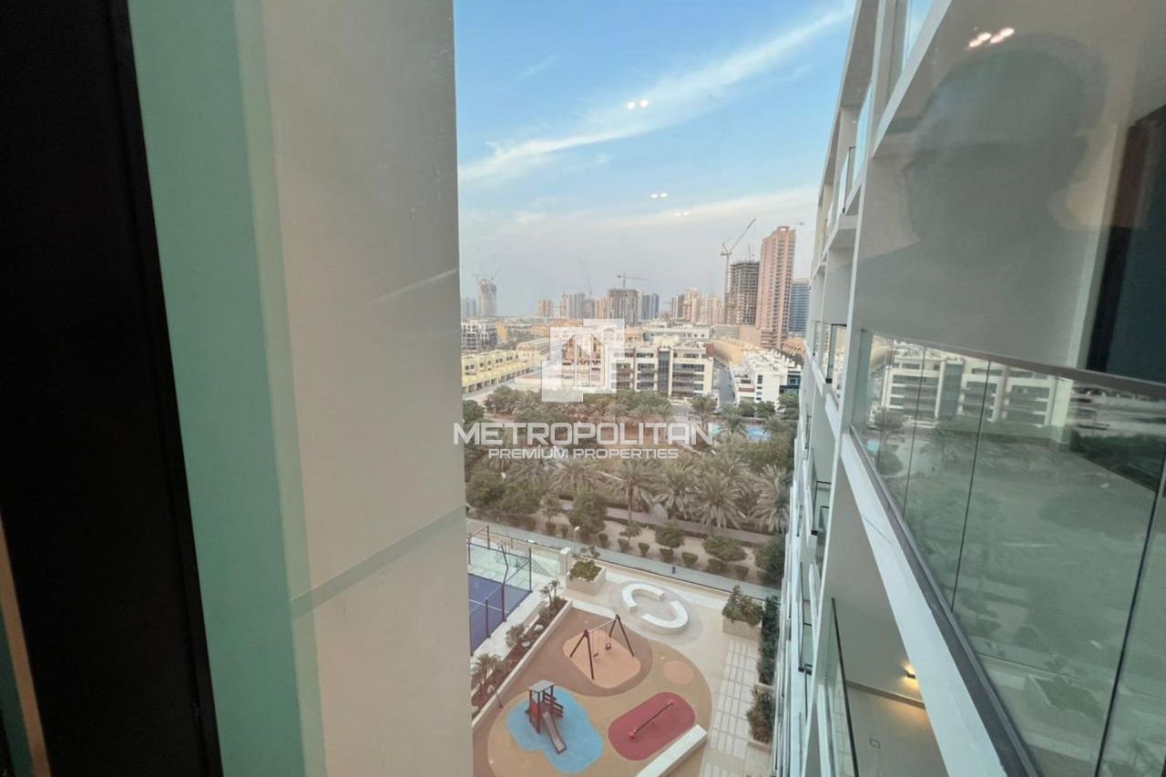 Apartment in Dubai, UAE, 108 m² - picture 12