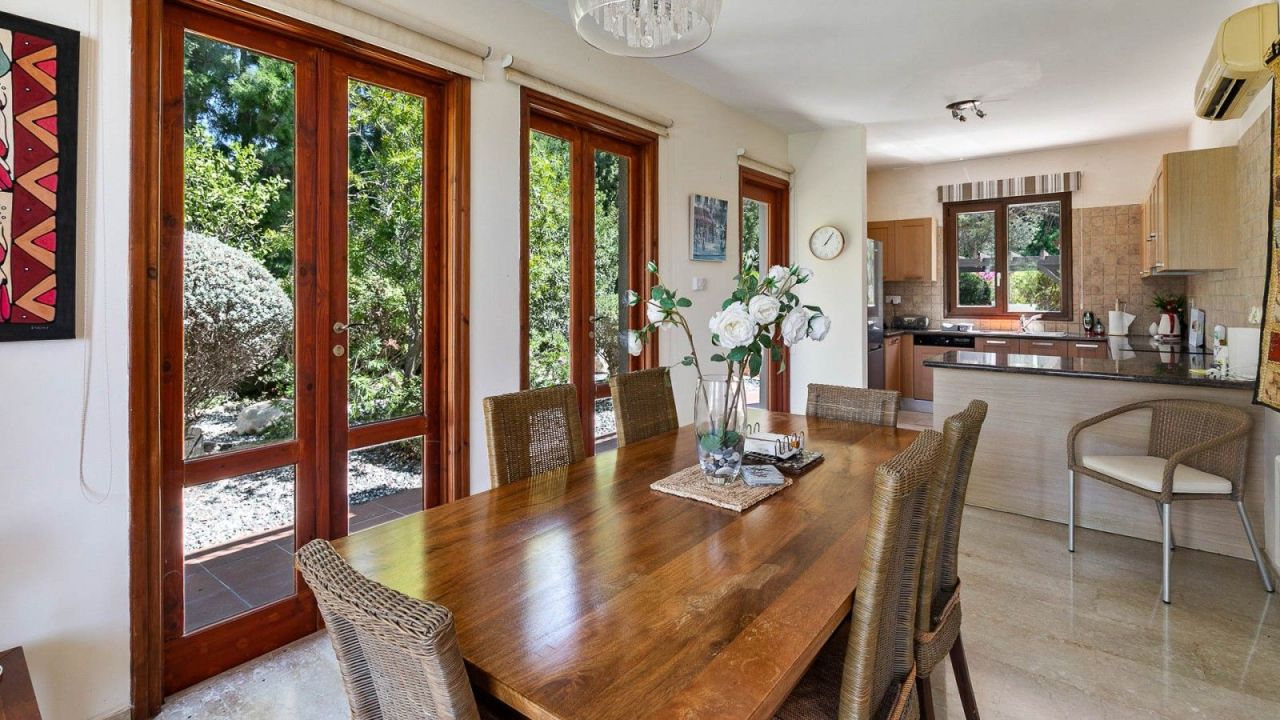 Villa in Paphos, Cyprus, 168 m² - picture 6