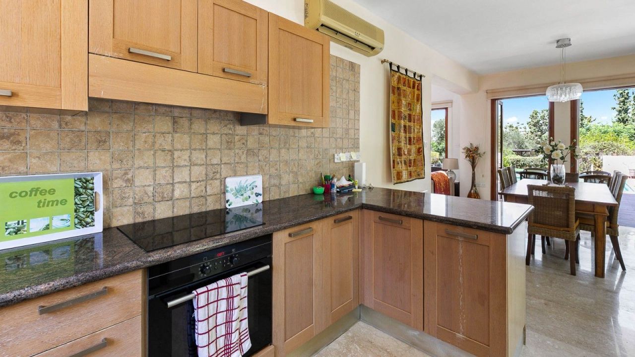 Villa in Paphos, Cyprus, 168 m² - picture 9