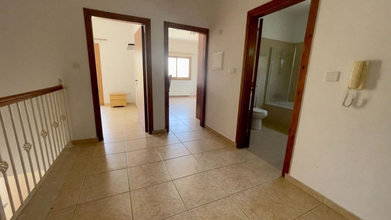 Villa en Lárnaca, Chipre, 220 m² - imagen 13