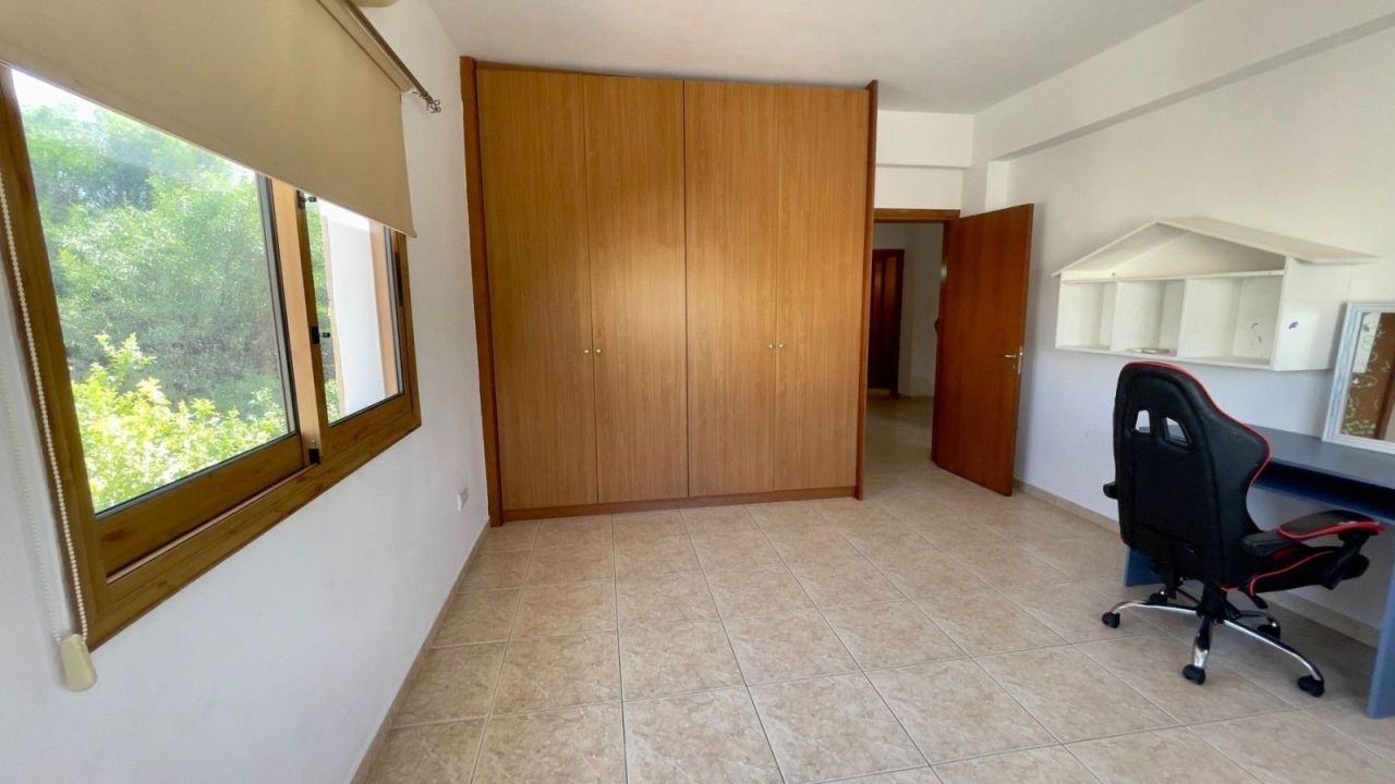 Villa en Lárnaca, Chipre, 220 m² - imagen 16