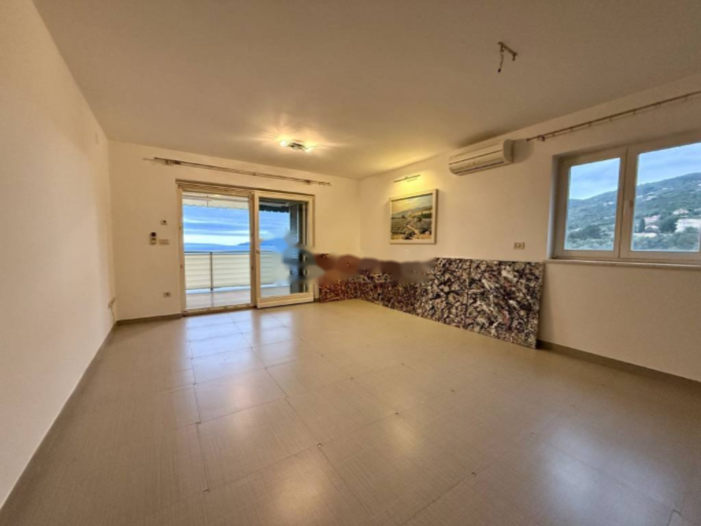 Flat in Opatija, Croatia, 68 m² - picture 2