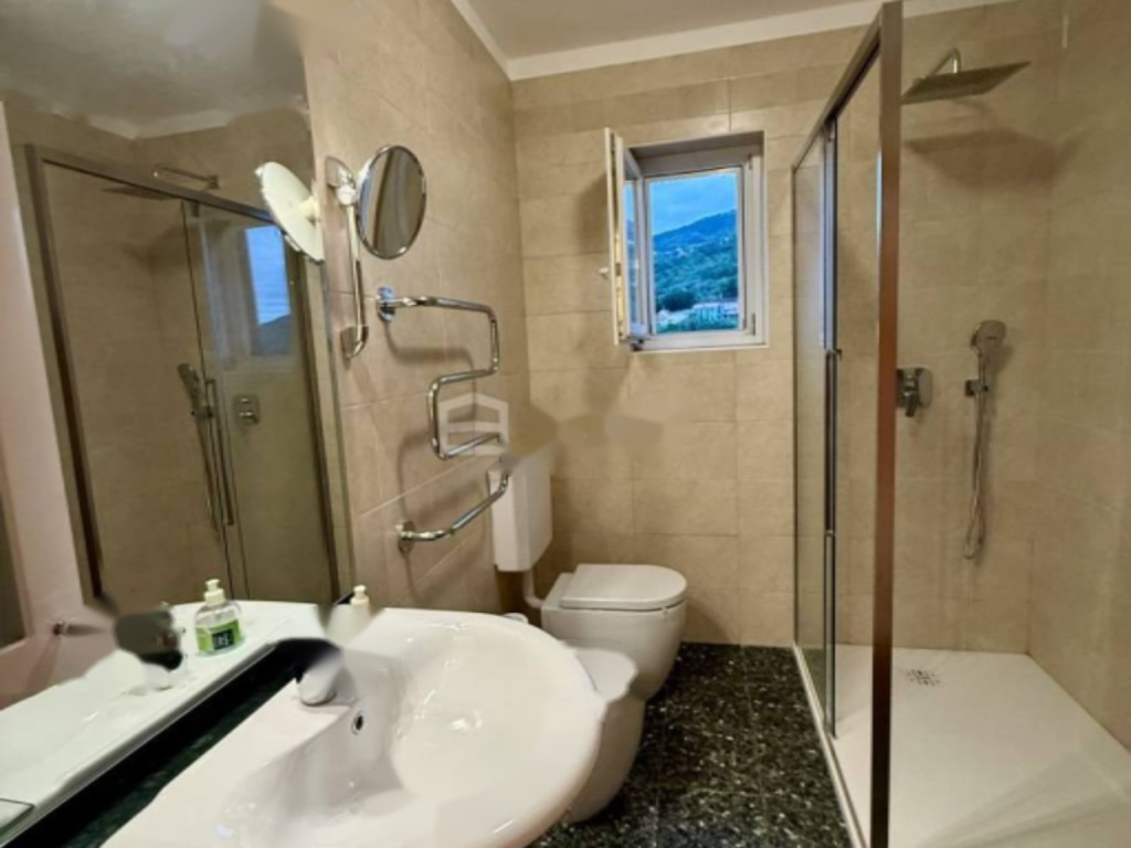 Flat in Opatija, Croatia, 68 m² - picture 4