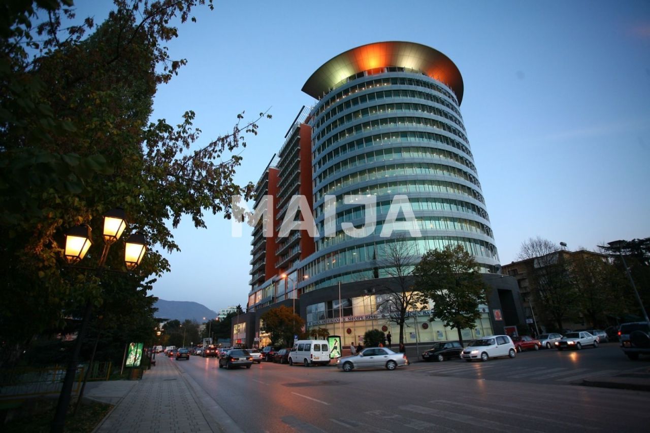 Caffè, ristorante a Tirana, Albania, 54 m² - foto 1