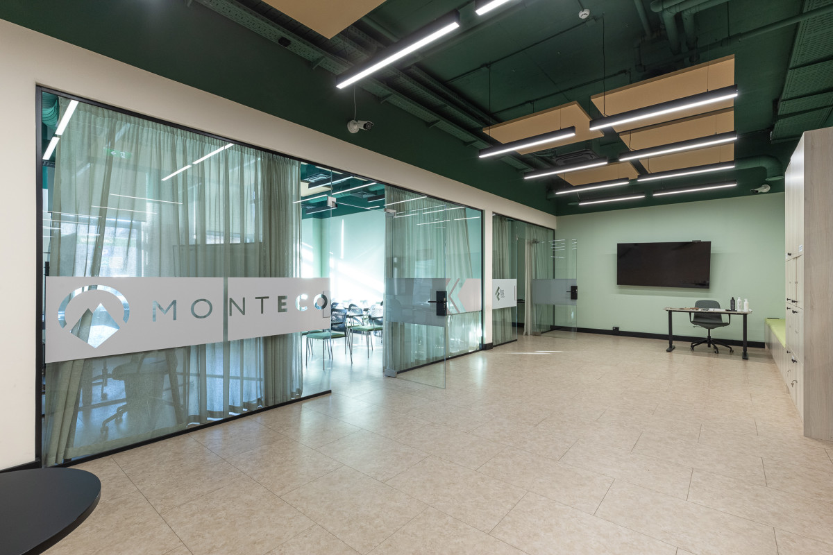 Office in Budva, Montenegro, 400 m² - picture 11