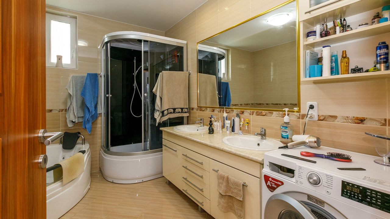 House in Heviz, Hungary, 270 m² - picture 10