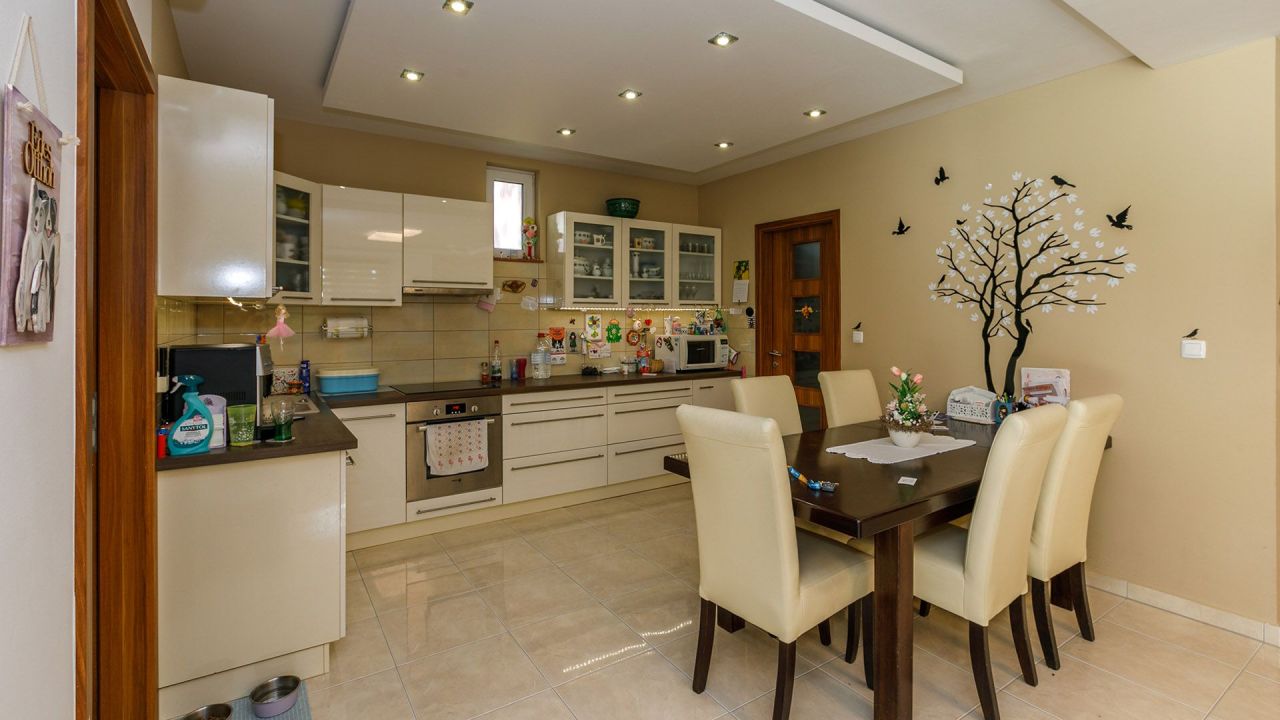 House in Heviz, Hungary, 270 m² - picture 18