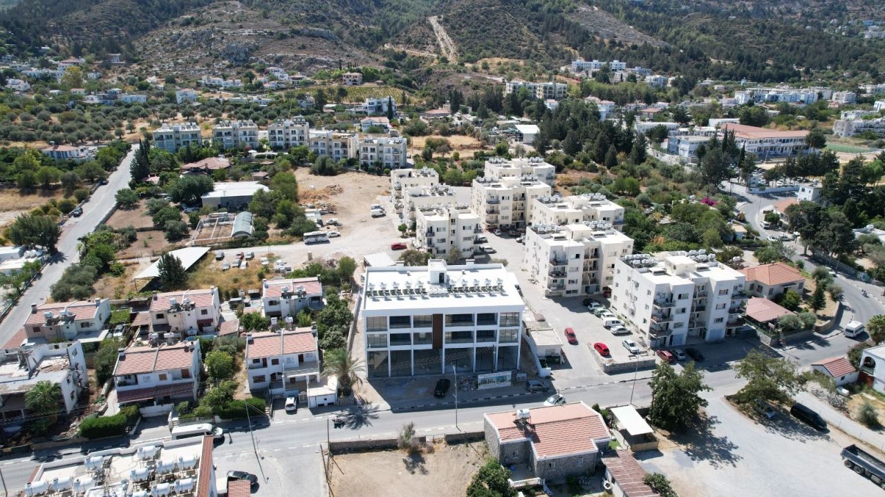 Appartamento a Alsancak, Cipro, 119 m² - foto 2