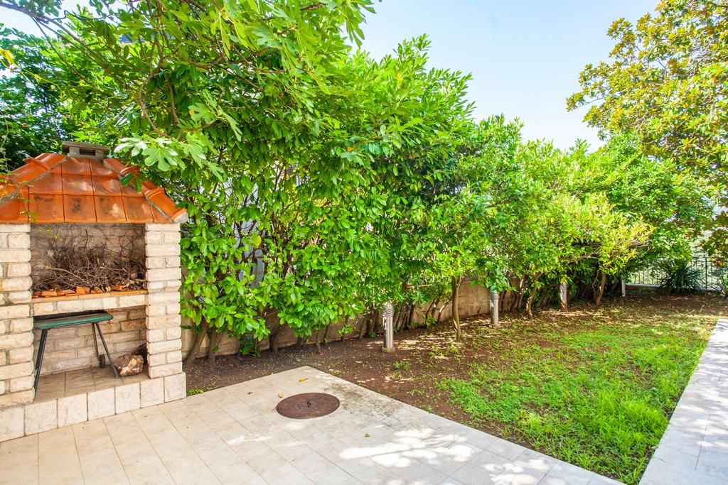 Villa in Budva, Montenegro, 358 m² - picture 9