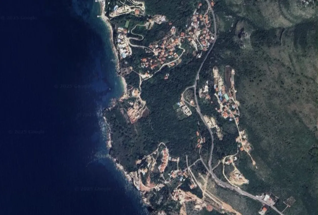 Terreno a Budva, Montenegro, 800 m2 - foto 1
