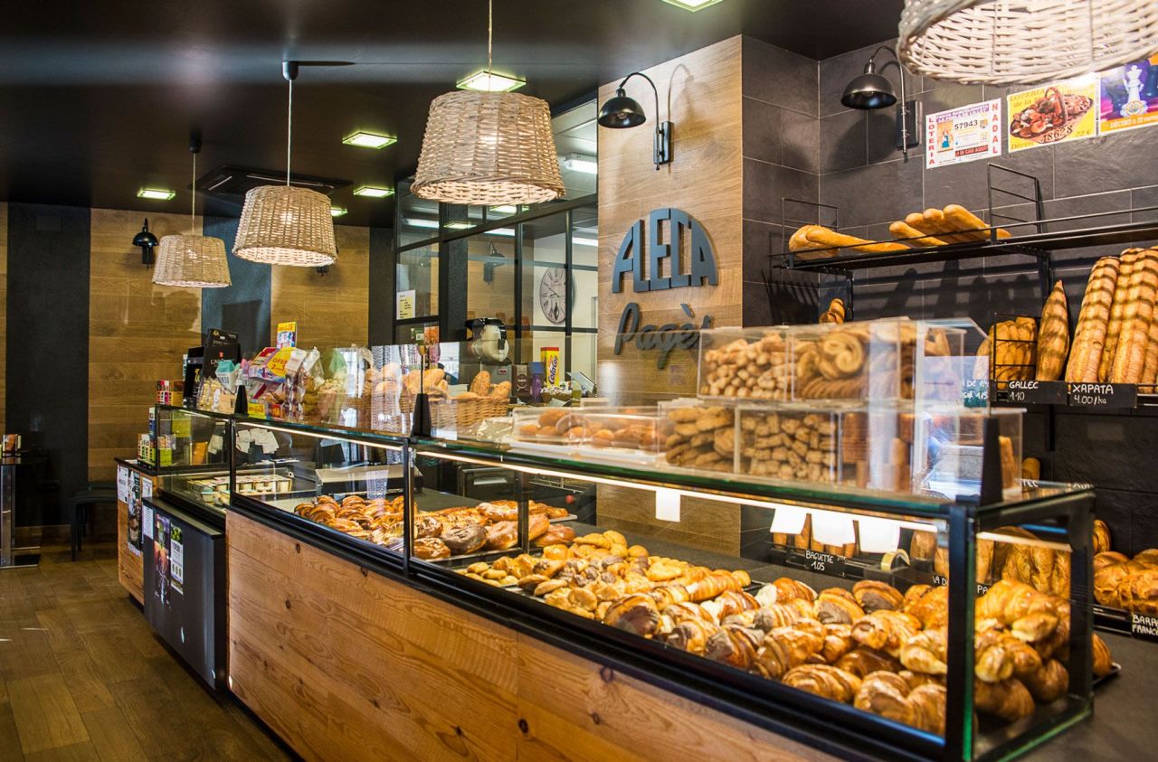 Propiedad comercial en Barcelona, España, 100 m² - imagen 1