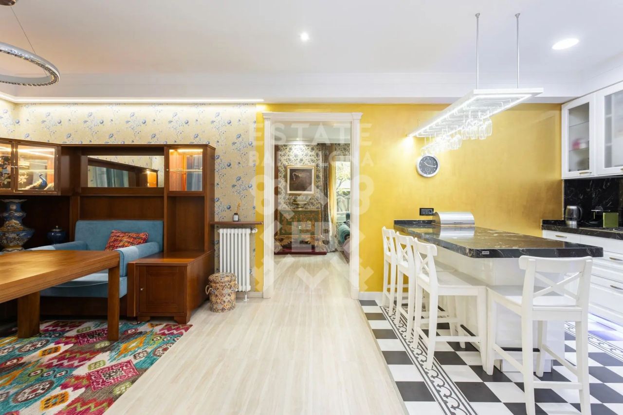 Piso en Barcelona, España, 144 m² - imagen 5