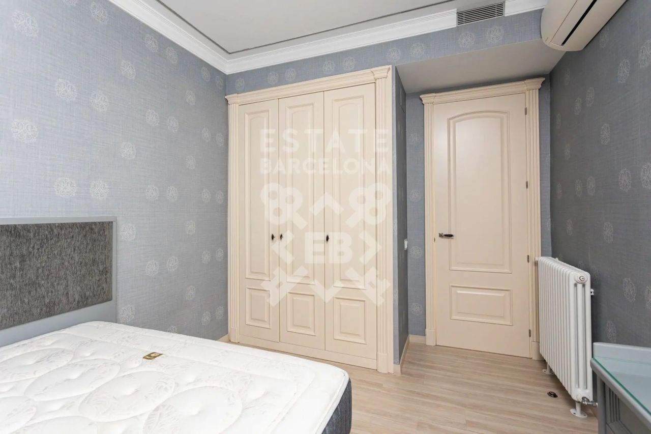 Piso en Barcelona, España, 144 m² - imagen 10