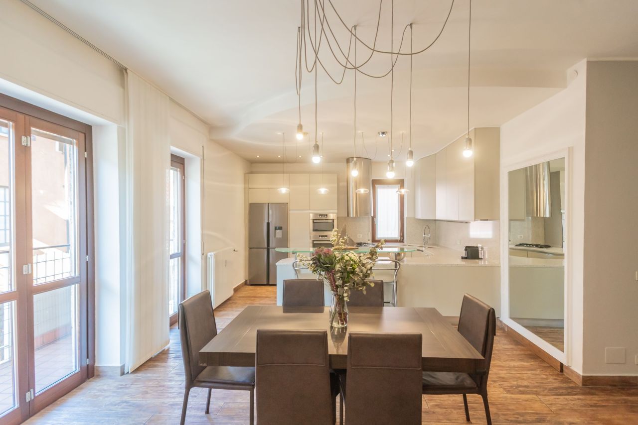 Flat on Lake Como, Italy, 160 m² - picture 7