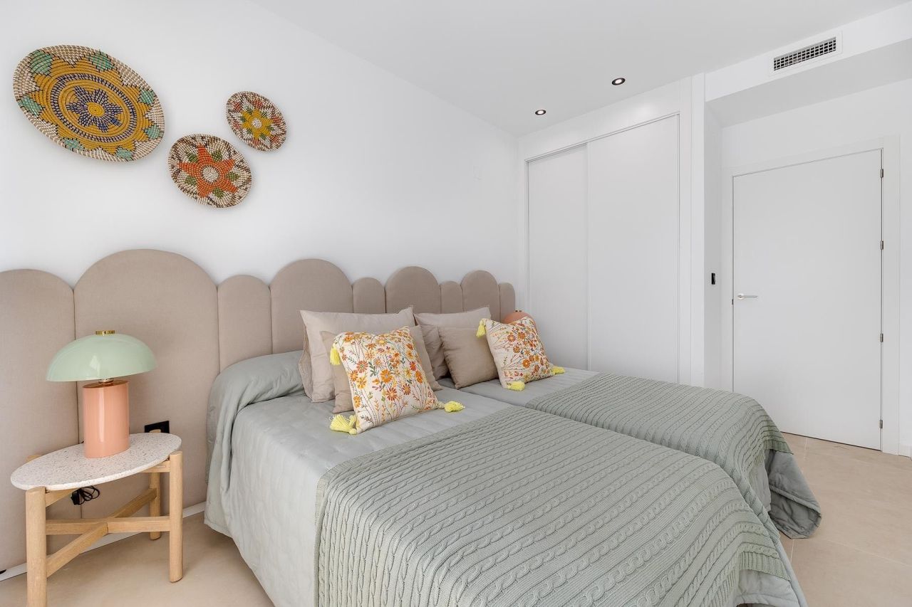 Villa in Los Alcazares, Spain, 255 m² - picture 16