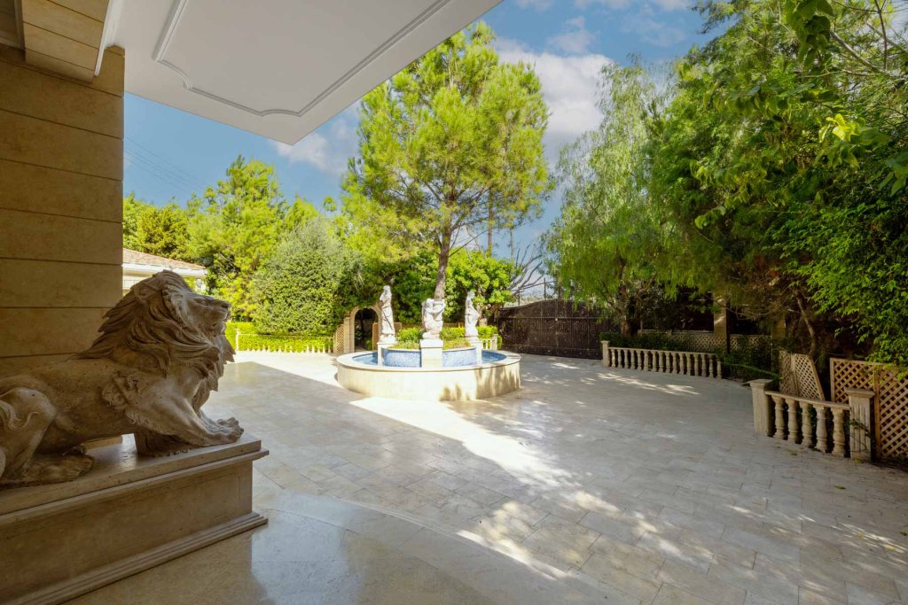 Piso en Limasol, Chipre, 1 158 m² - imagen 2