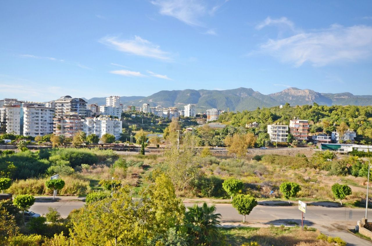 Apartment in Alanya, Turkey, 55 m² - picture 1