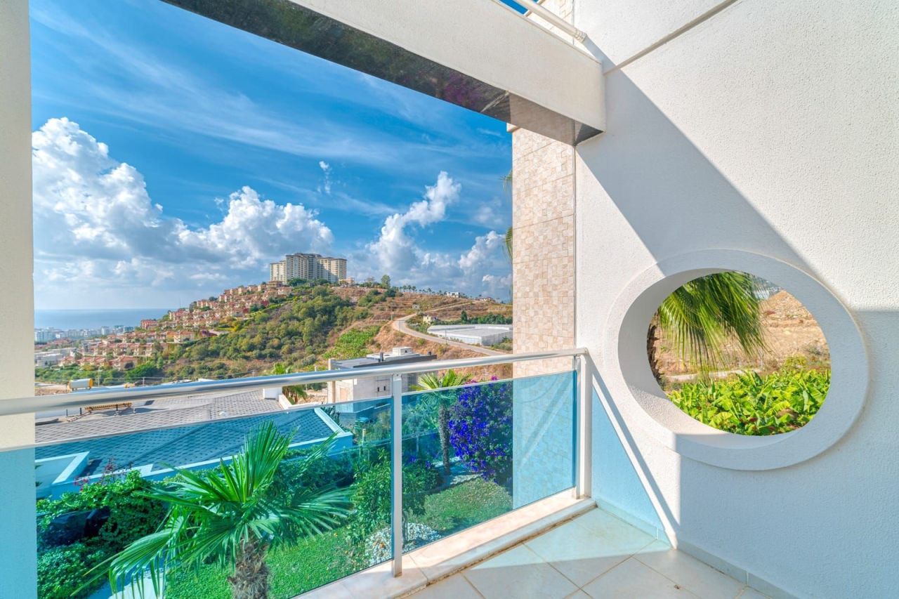 Apartment in Alanya, Turkey - picture 17