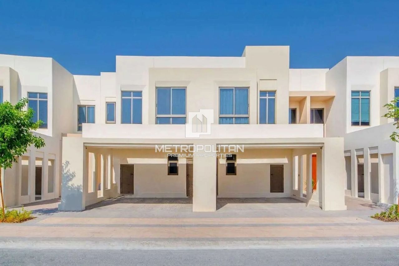 Townhouse a Dubai, EAU, 203 m² - foto 1