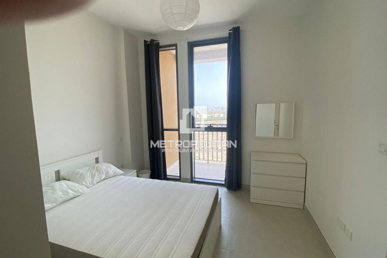 Apartment in Dubai, UAE, 58 m² - picture 6