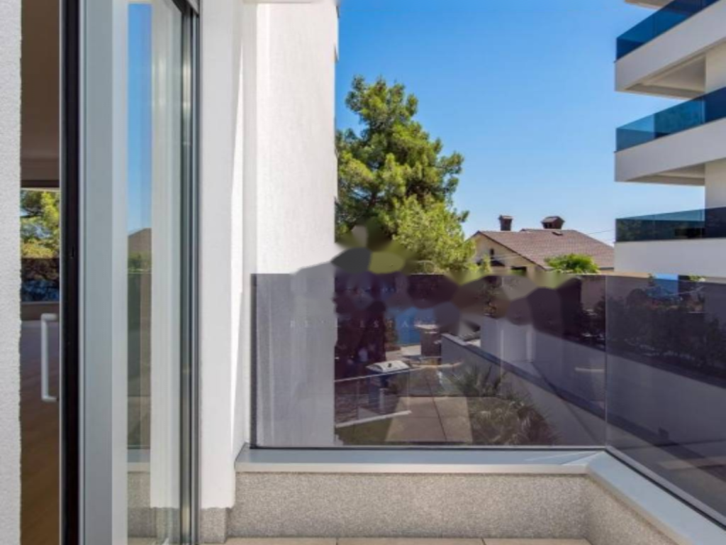 Piso en Opatija, Croacia, 253 m² - imagen 13