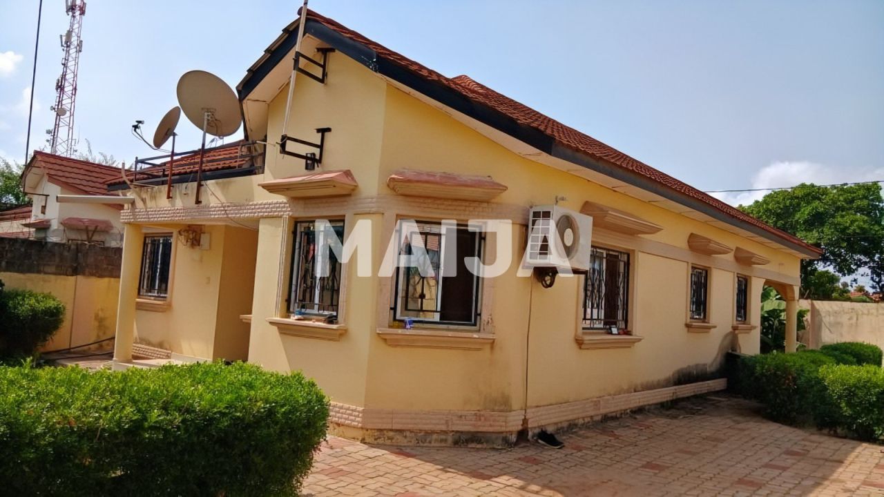 House Old Yundum, Gambia, 89 m² - picture 2