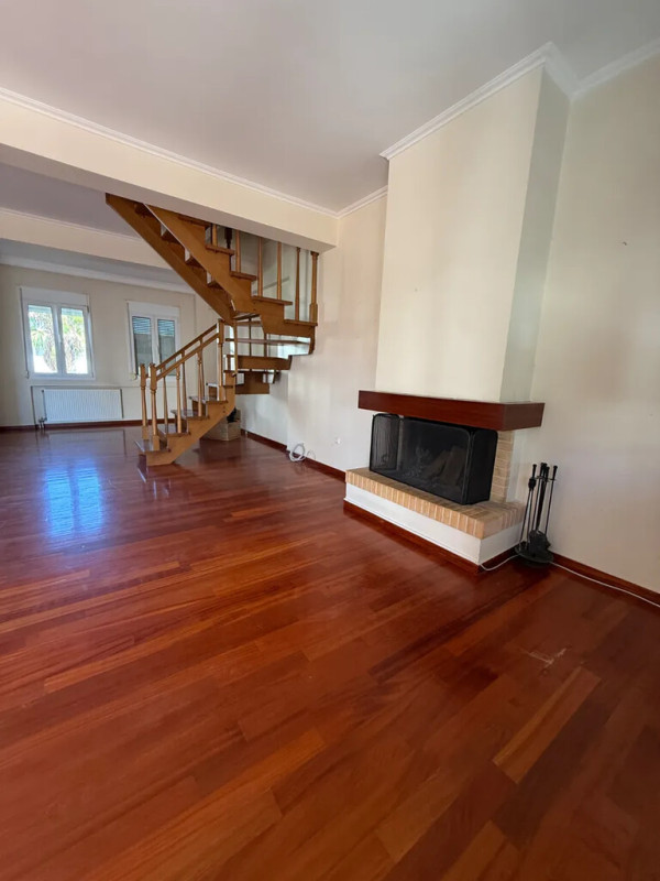 Townhouse in Athens, Greece, 150 m² - picture 1