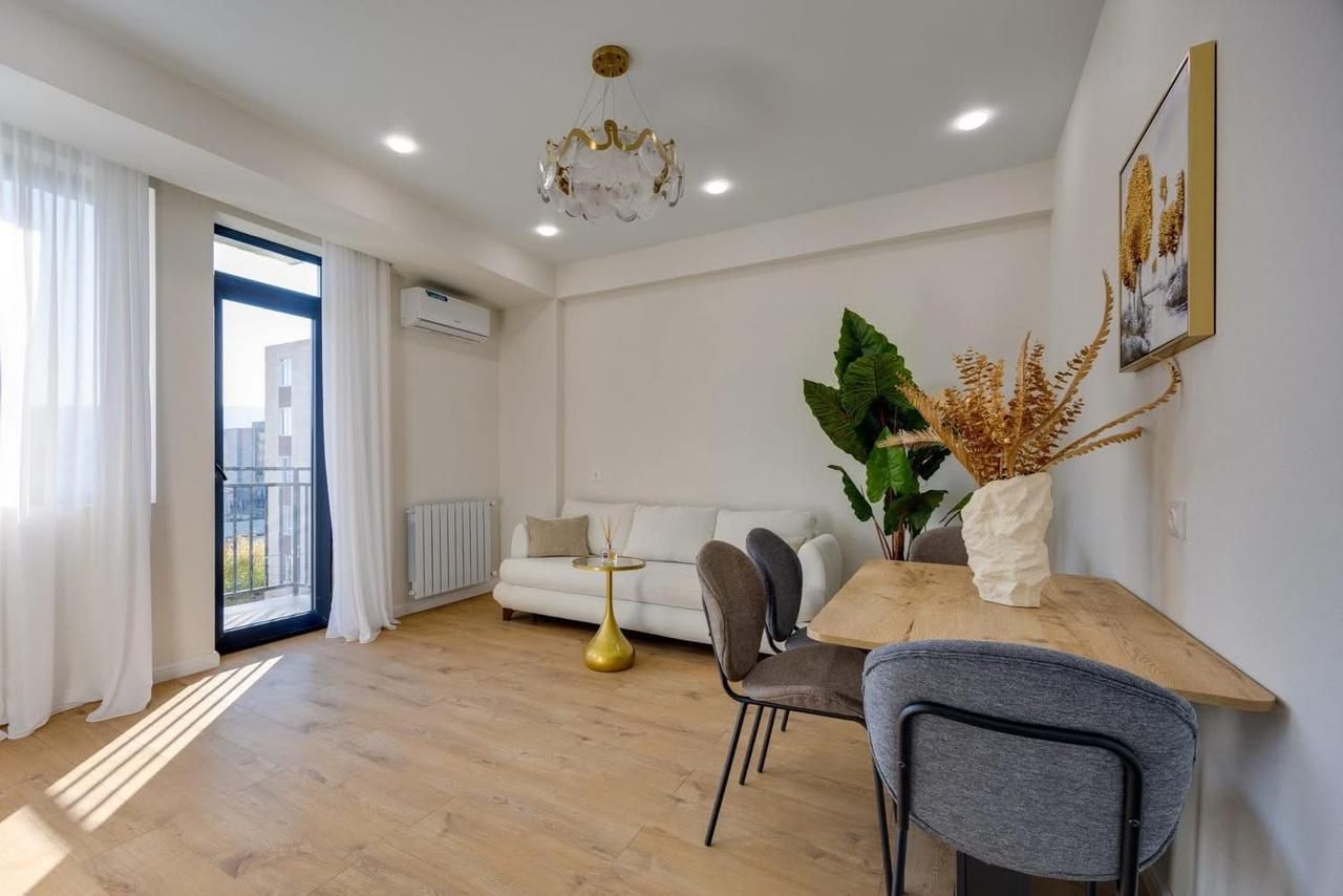 Flat in Tbilisi, Georgia, 64 m² - picture 1