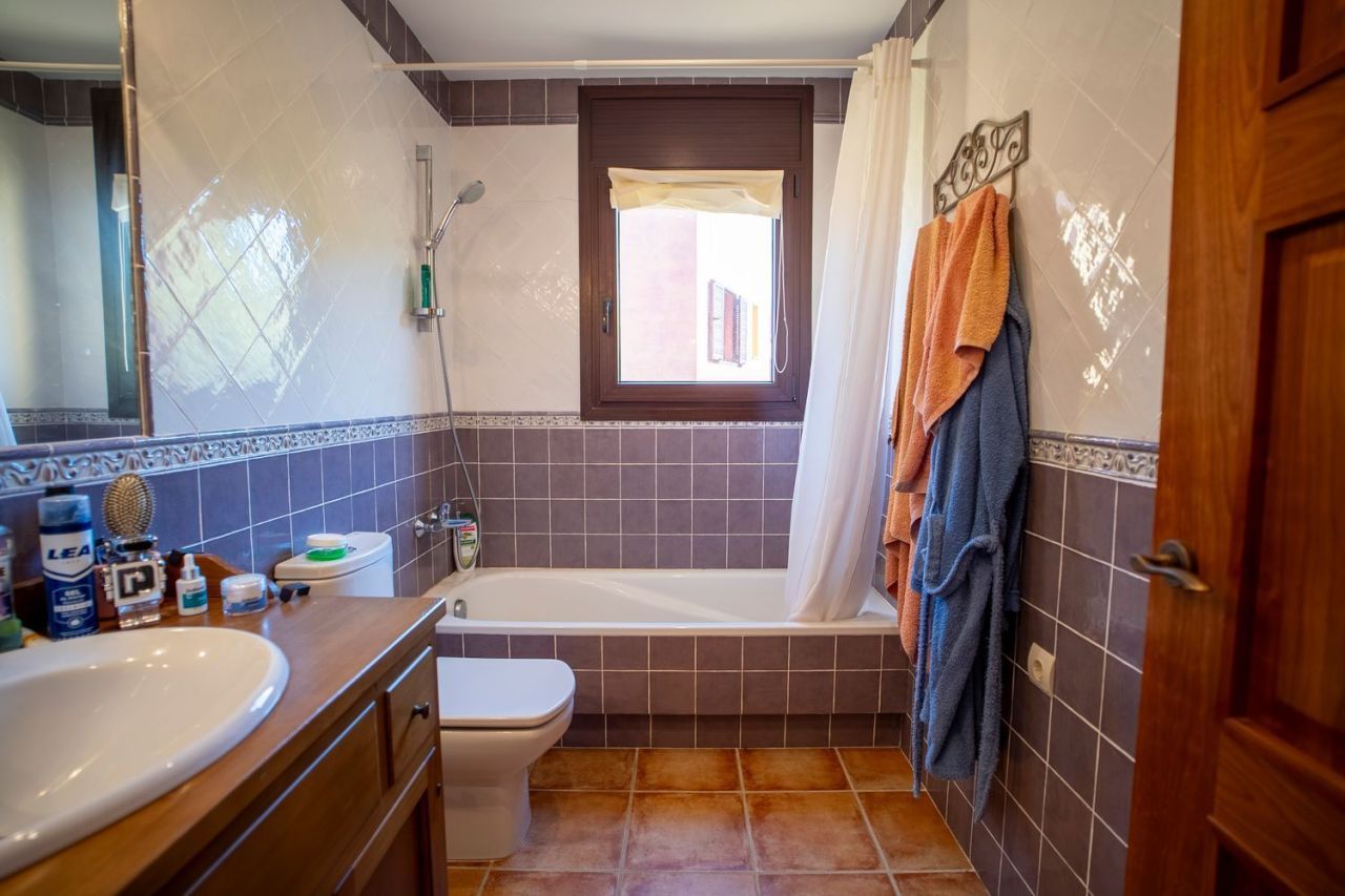 Cottage à Begur, Espagne, 226 m² - image 16