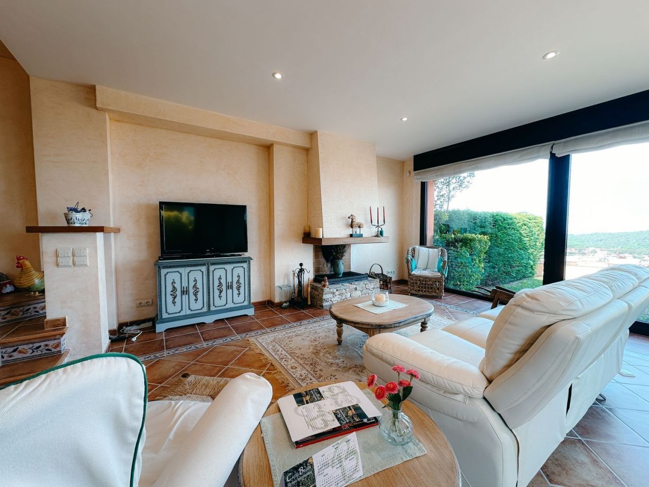 Cottage à Begur, Espagne, 226 m² - image 3