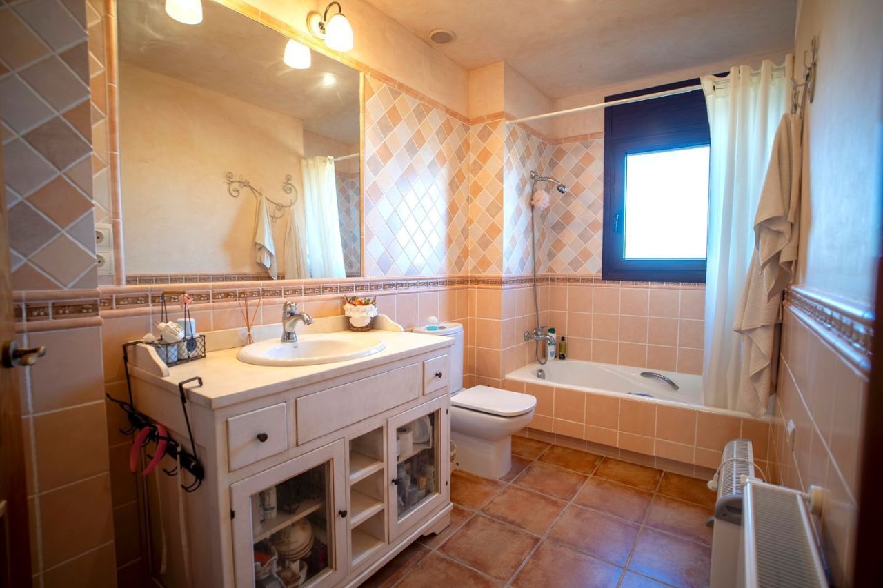 Cottage à Begur, Espagne, 226 m² - image 15