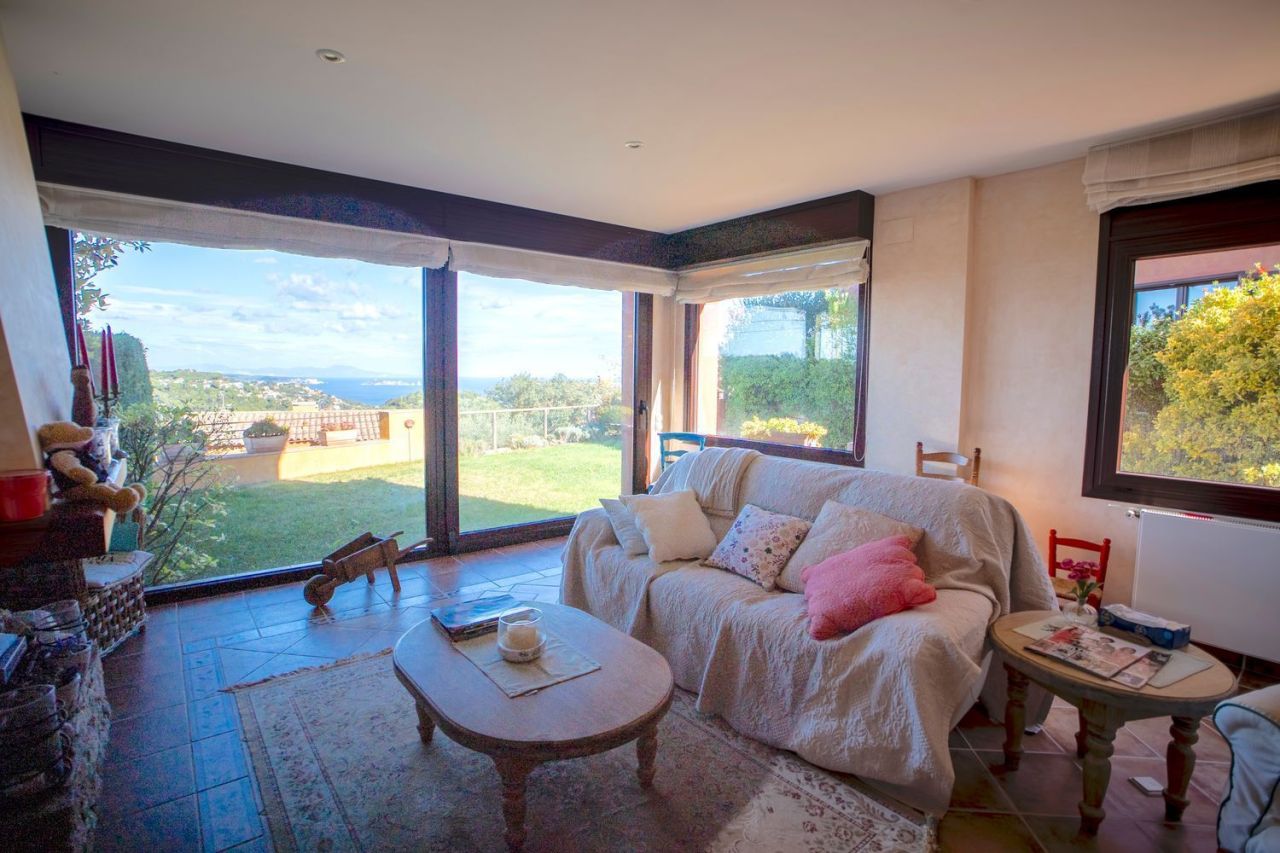 Cottage à Begur, Espagne, 226 m² - image 7