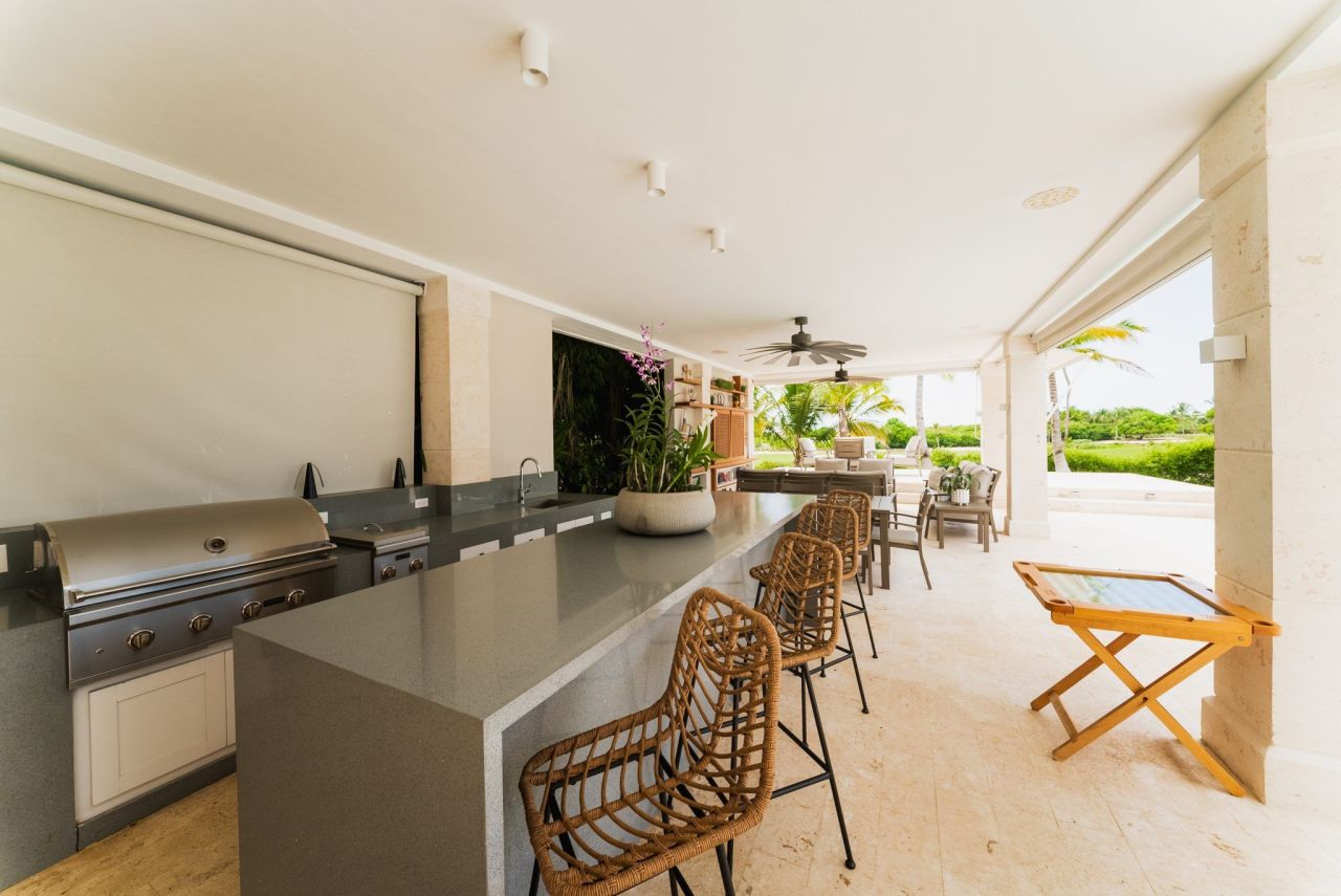 Villa in Cap Cana, Dominican Republic, 550 m² - picture 5