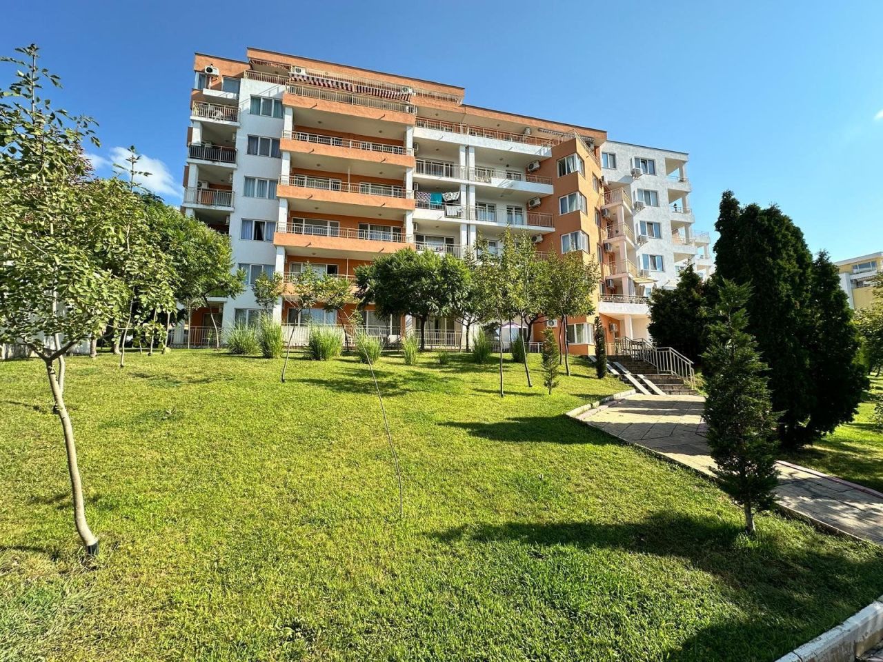 Apartment in Sveti Vlas, Bulgaria, 67 m² - picture 1