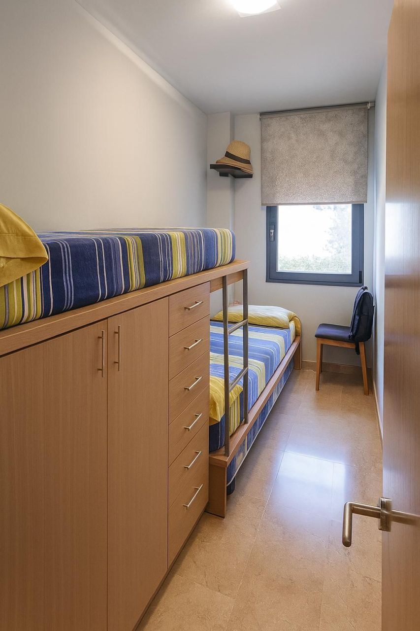 Flat on Costa Brava, Spain, 81 m² - picture 7