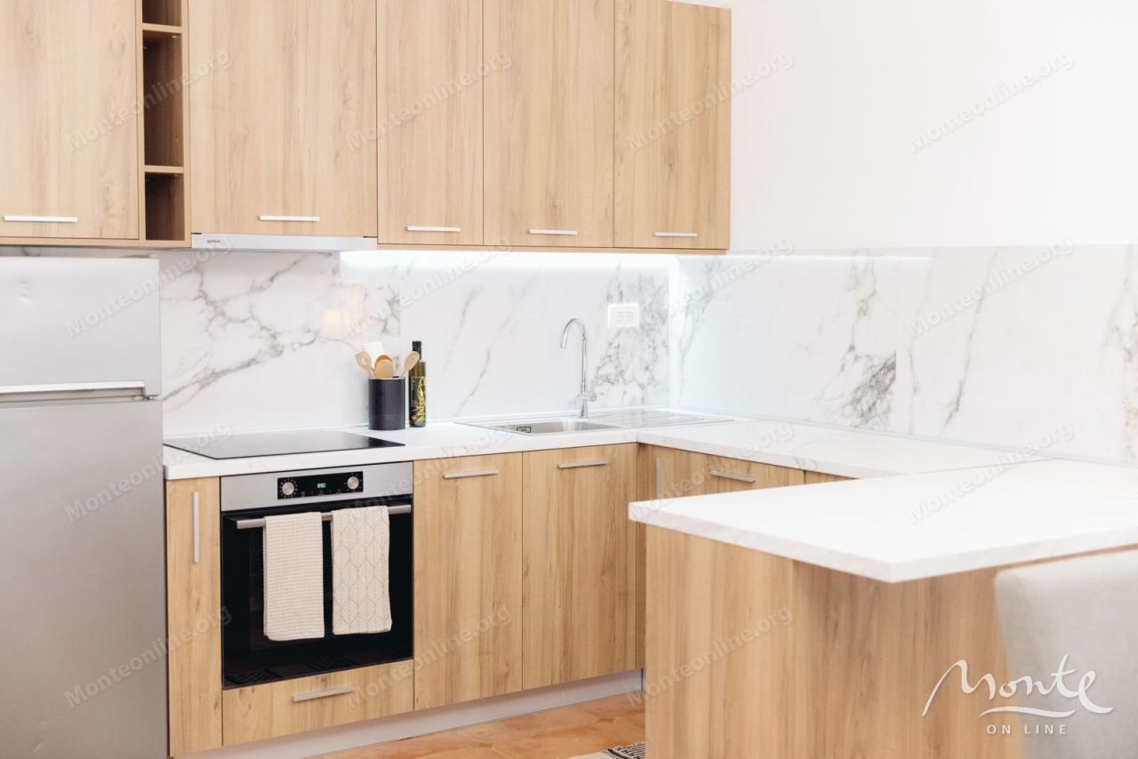 Appartement à Sveti Stefan, Monténégro, 74 m² - image 5