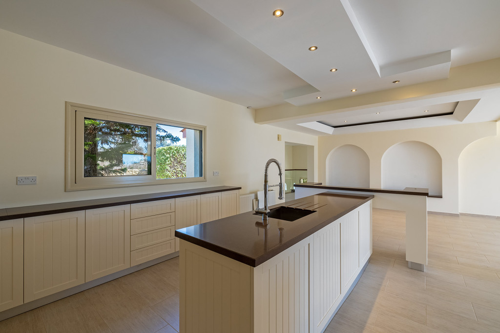 Piso en Pafos, Chipre, 320 m² - imagen 8